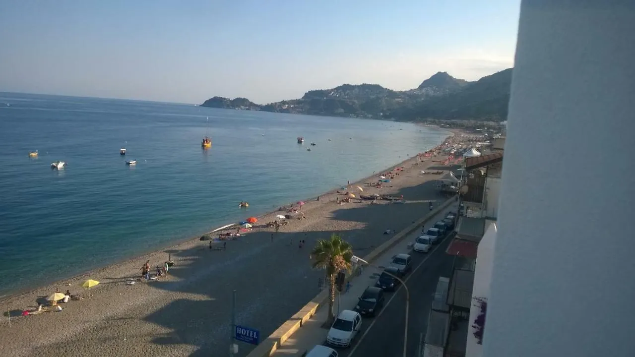 Apartment Ferienwohnung Locazione Turistica F.G. Rando Letojanni